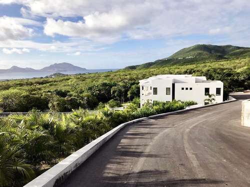 尼维斯·森澜别院