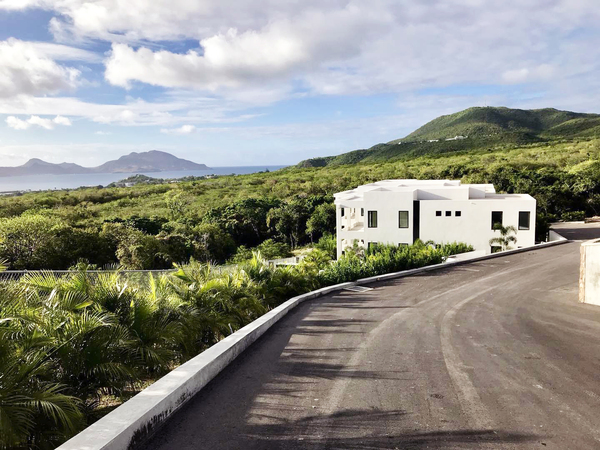 尼维斯·森澜别院